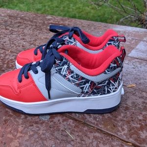 Size 6 Pop Heelys Like New